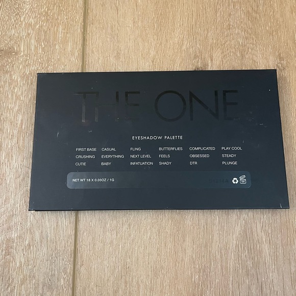 Lawless Palette - Picture 3 of 4